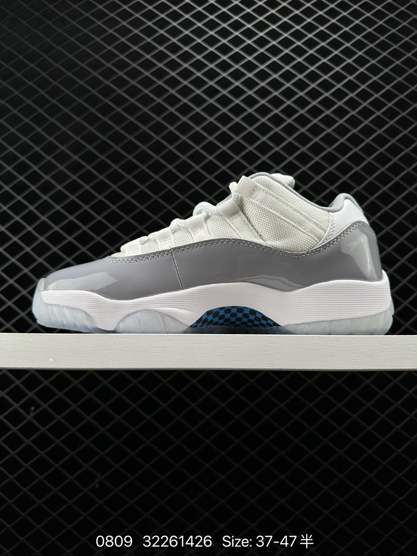 Nike Air Jordan 11 Retro Low”Concord“AJ11